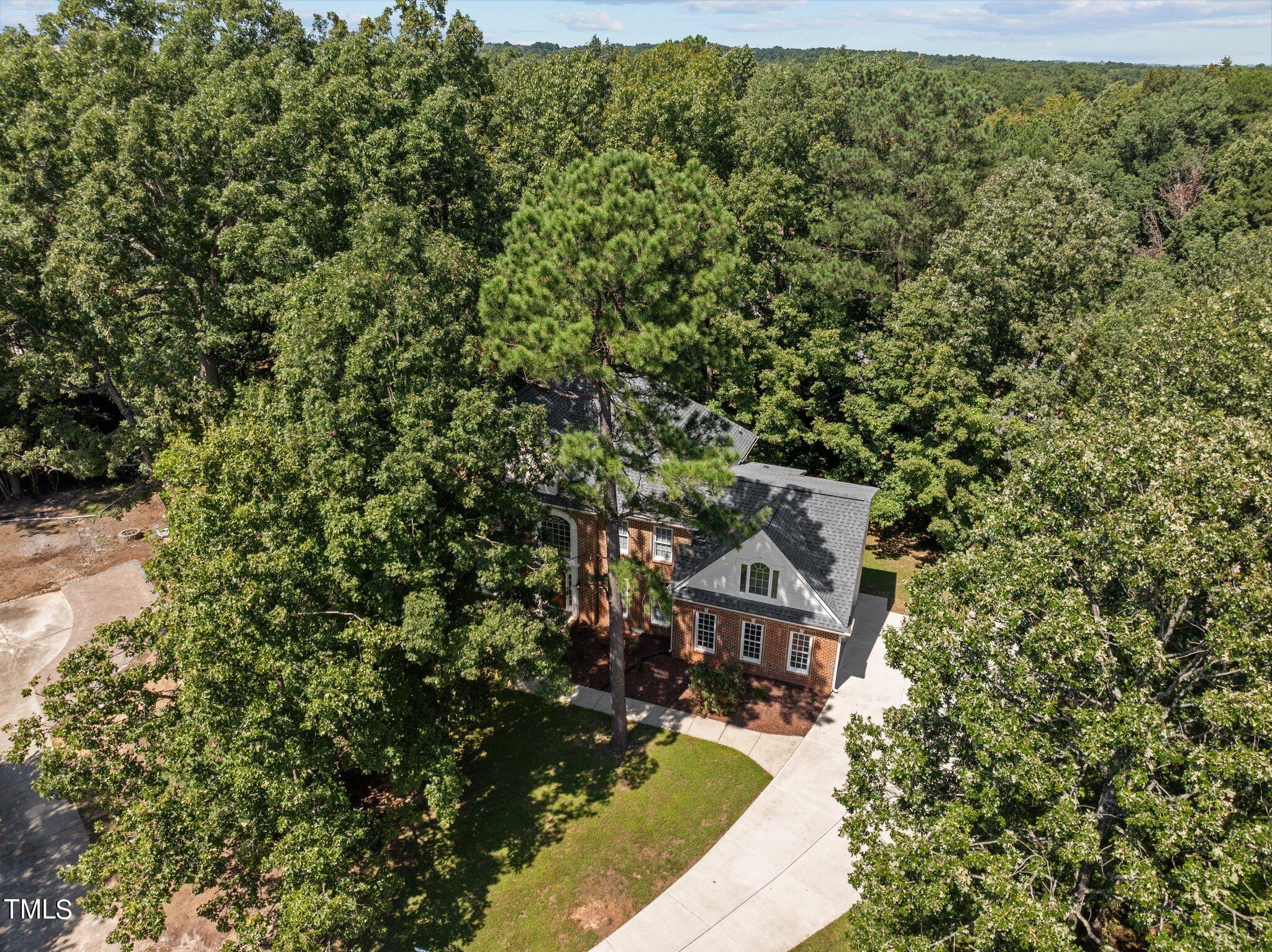 111 N Coslett Court