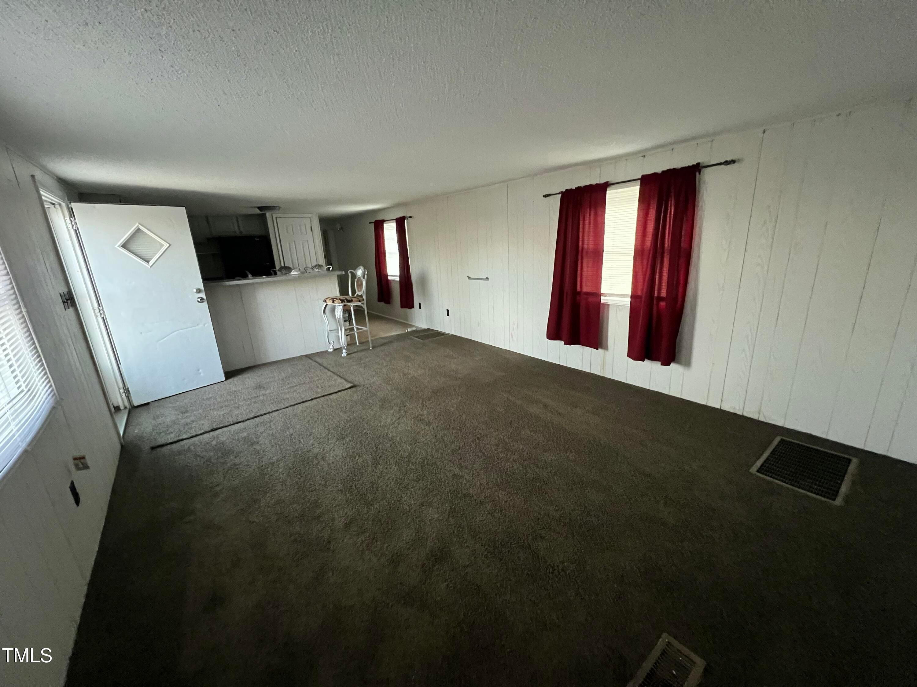 1638 Lickskillet Road