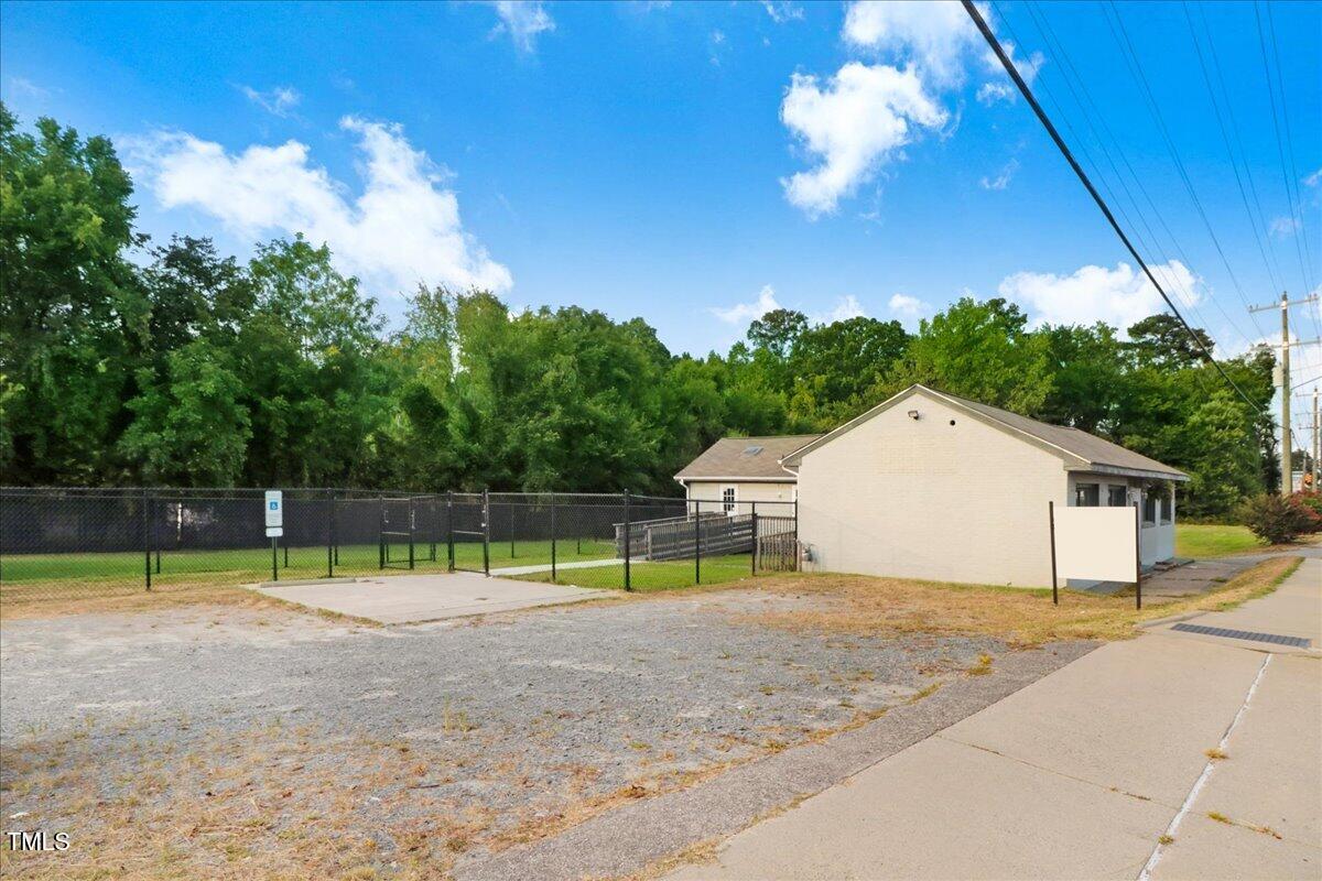 651 N Brightleaf Boulevard
