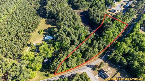 6331 MUSCAT RD, HOPE MILLS, NC 28348 - Image dbd1ecea4815473cff8fdfe73c2327b2/534737396