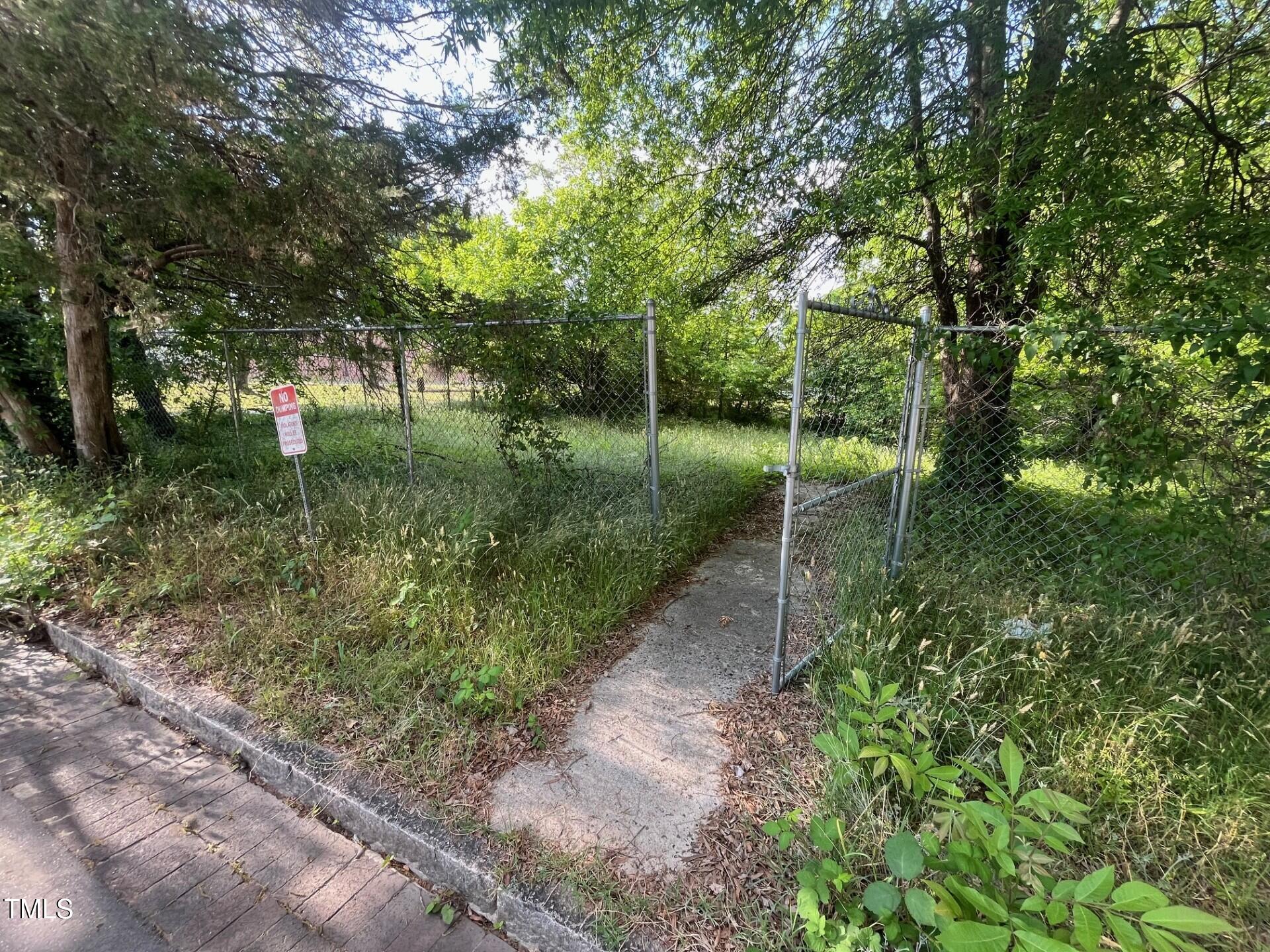 1901 Hart Street