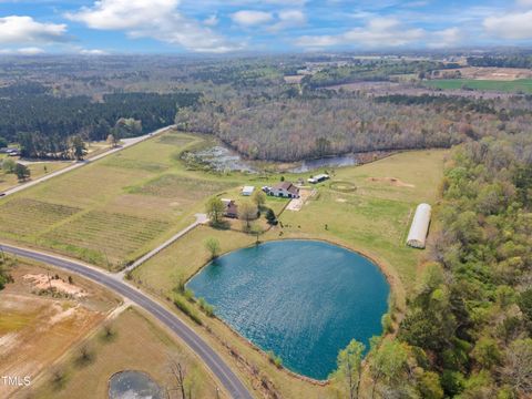 97 Bailey Road Coats NC 27521
