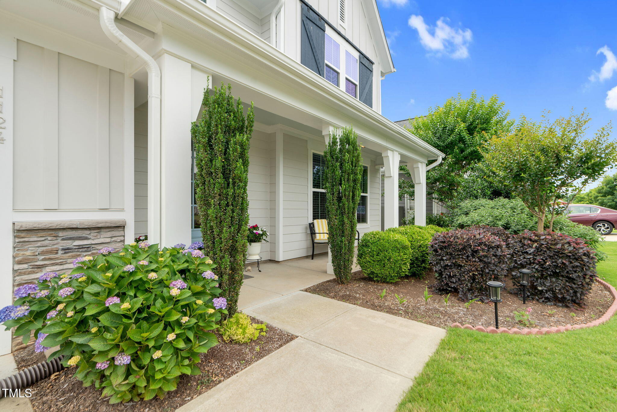 1124 Cedar Farm Trail