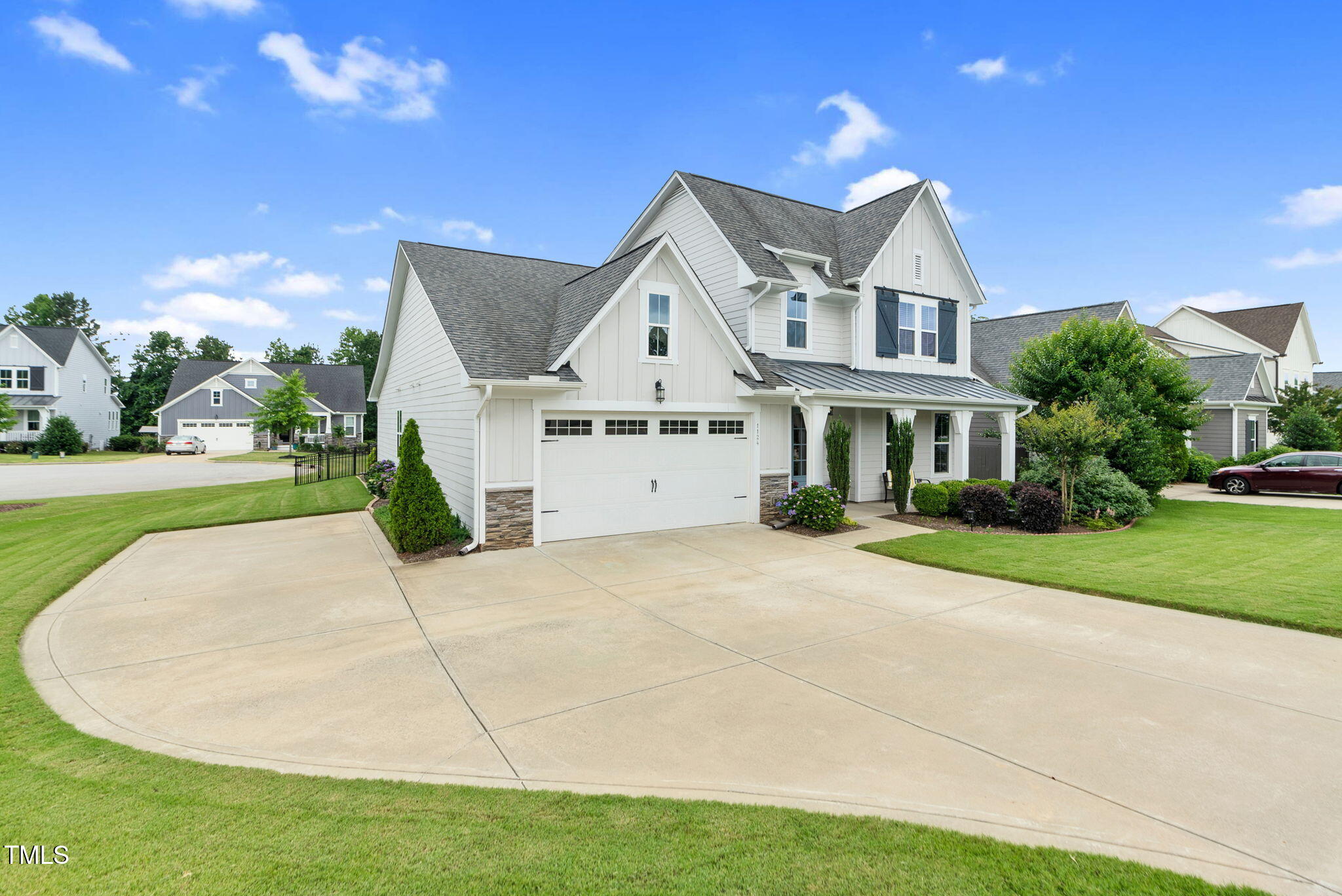 1124 Cedar Farm Trail