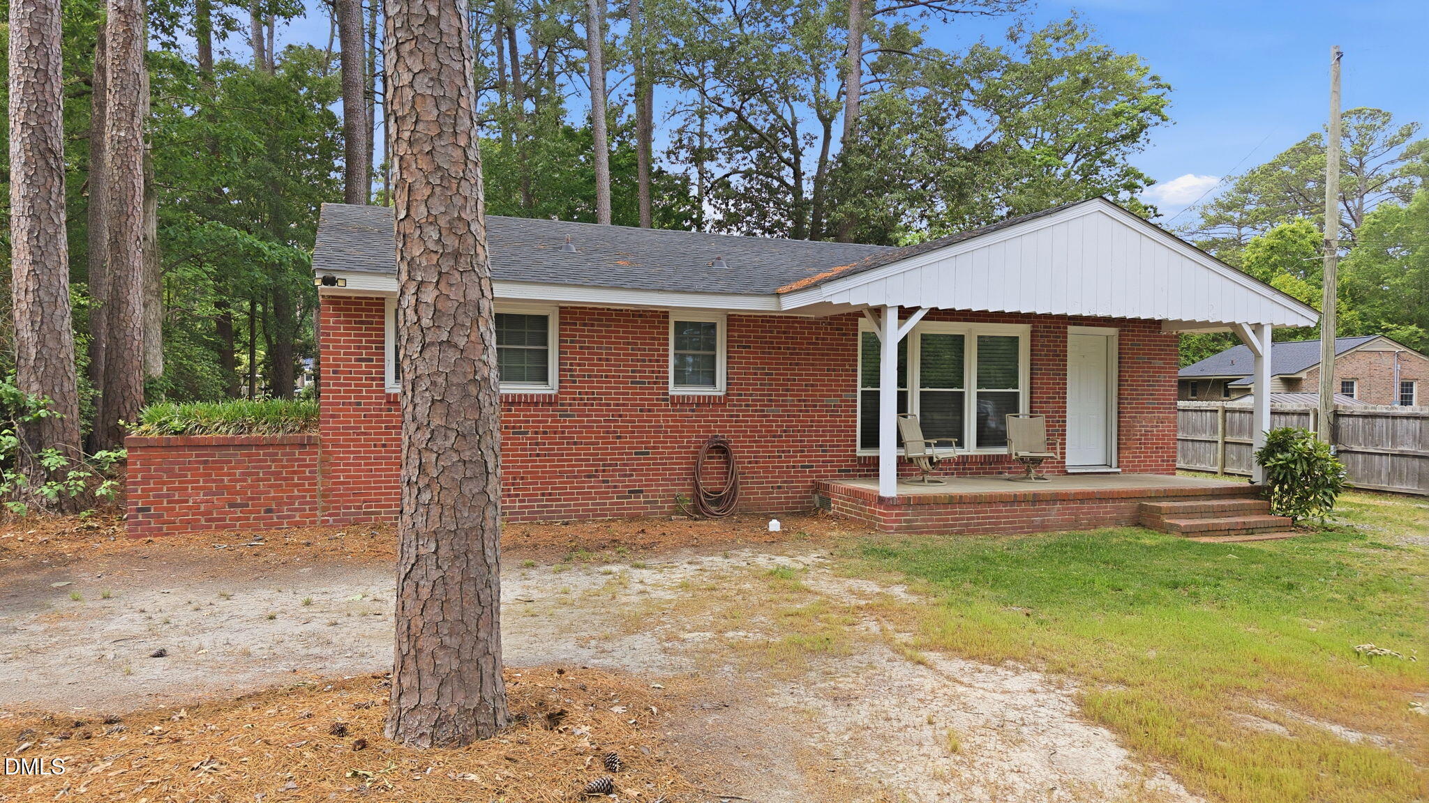 409 Clifton Road
