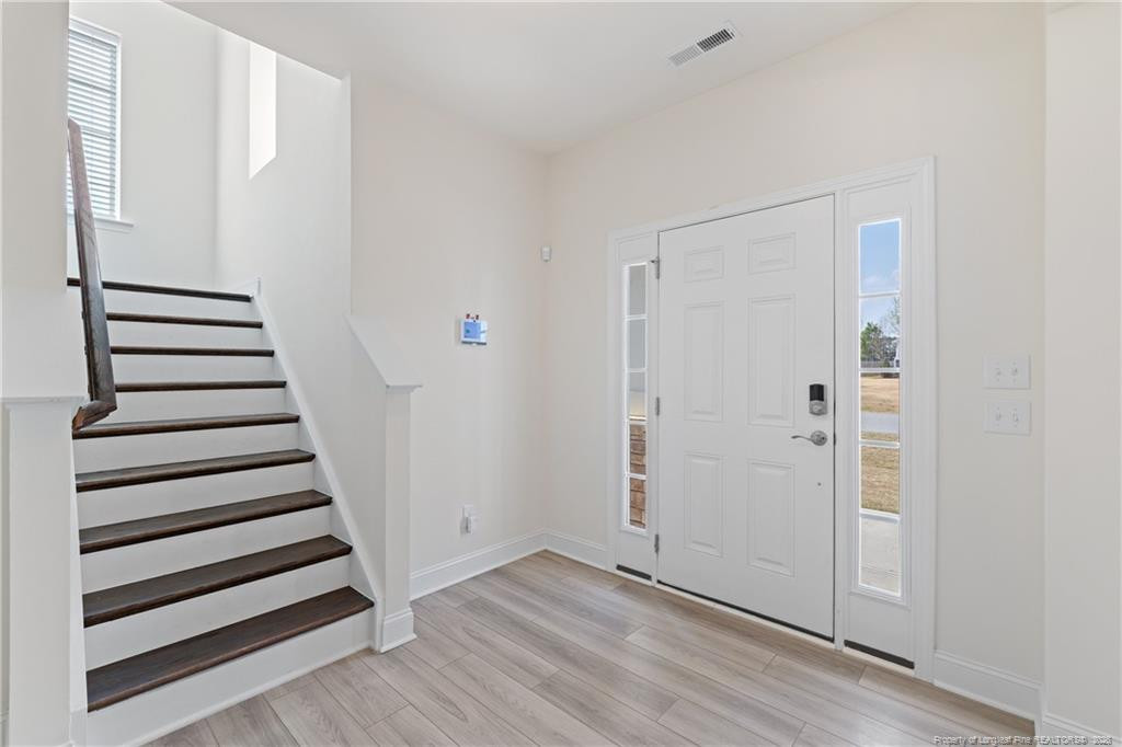 18 TWO BELLES CT Court