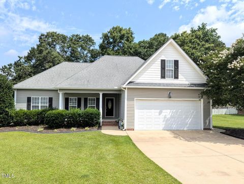 70 Dexterfield Drive Fuquay Varina NC 27526