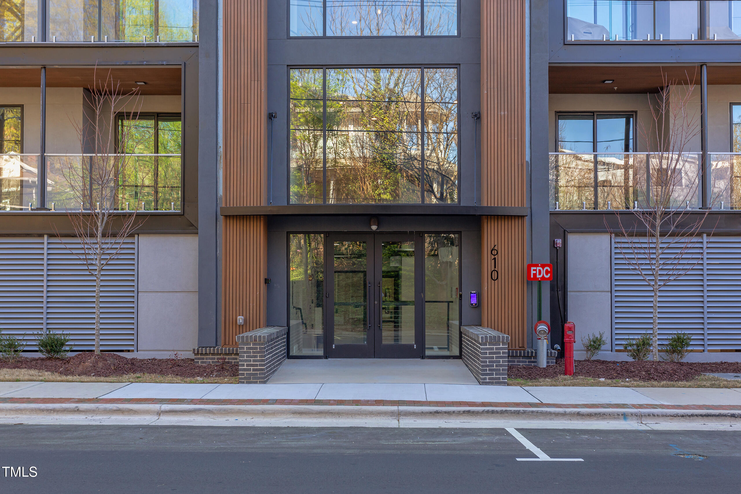 600 N Roxboro Street 24