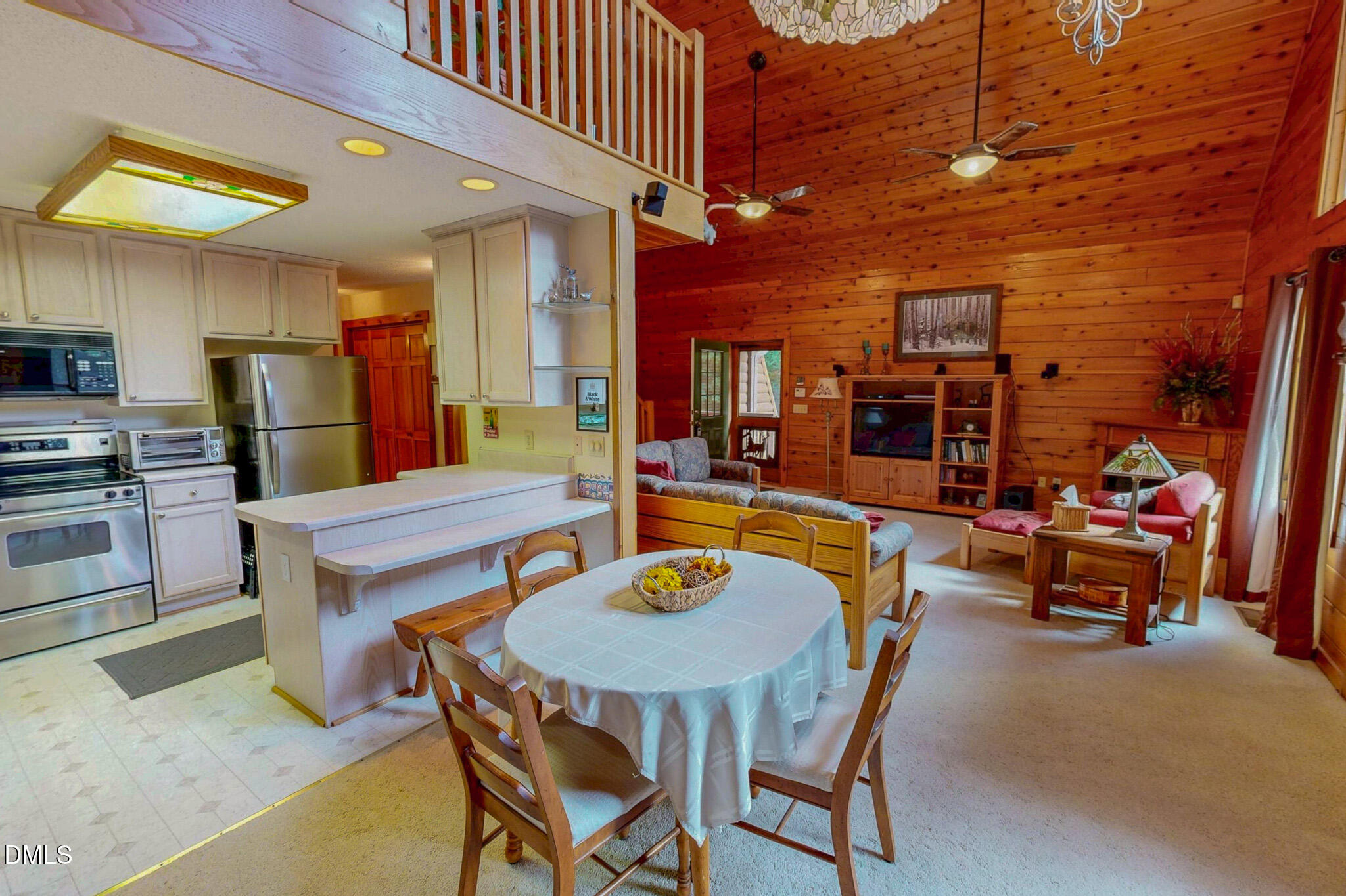 222 Amber Road