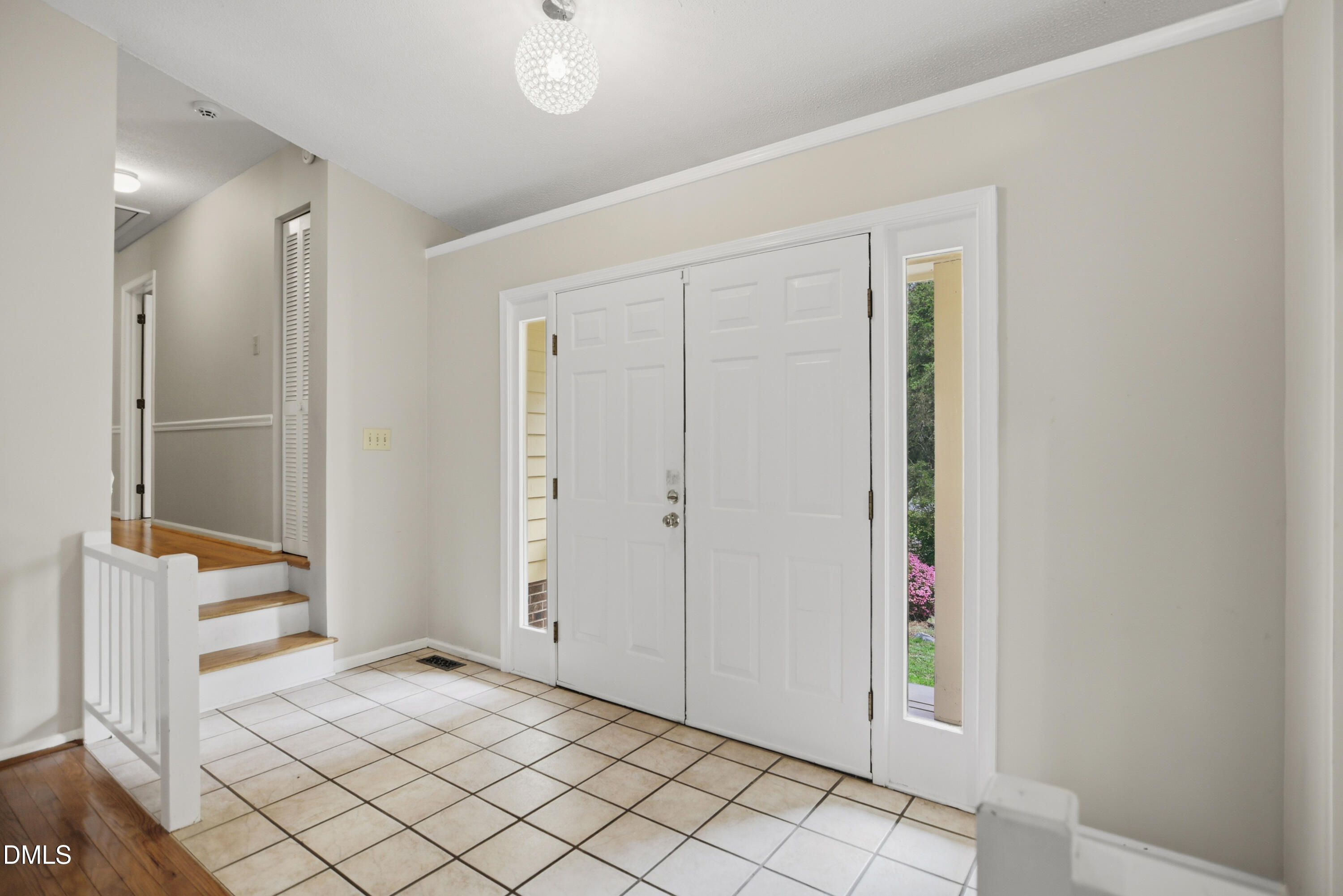 5609 Groomsbridge Court