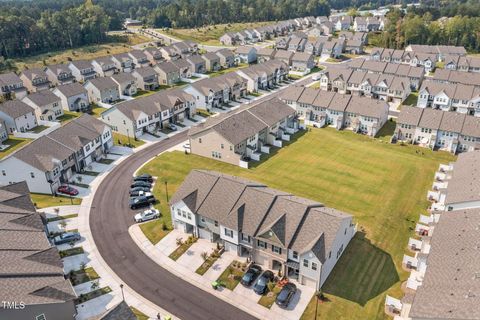 149 E Porthaven Way Clayton NC 27527