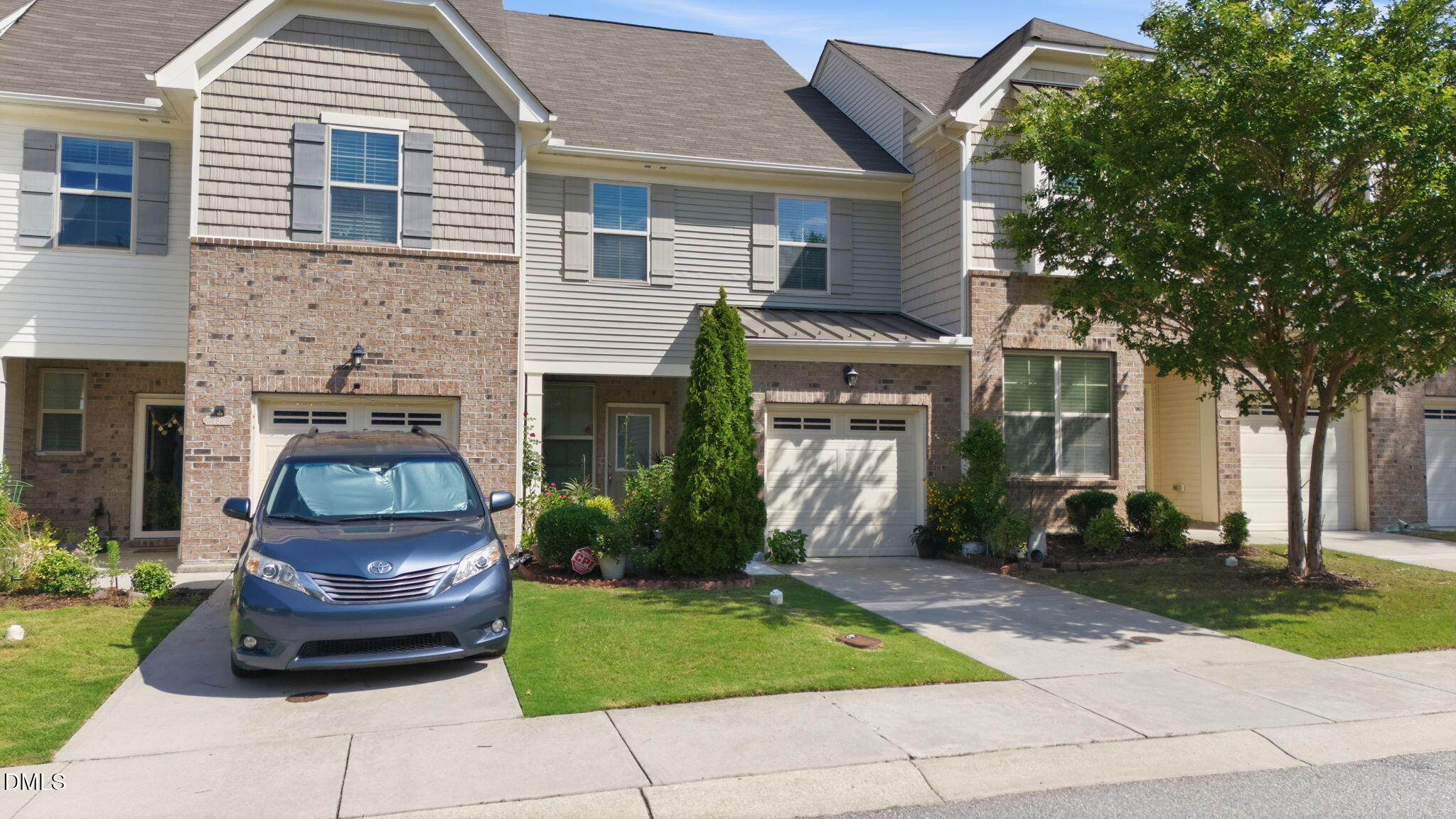 734 Davenbury Way