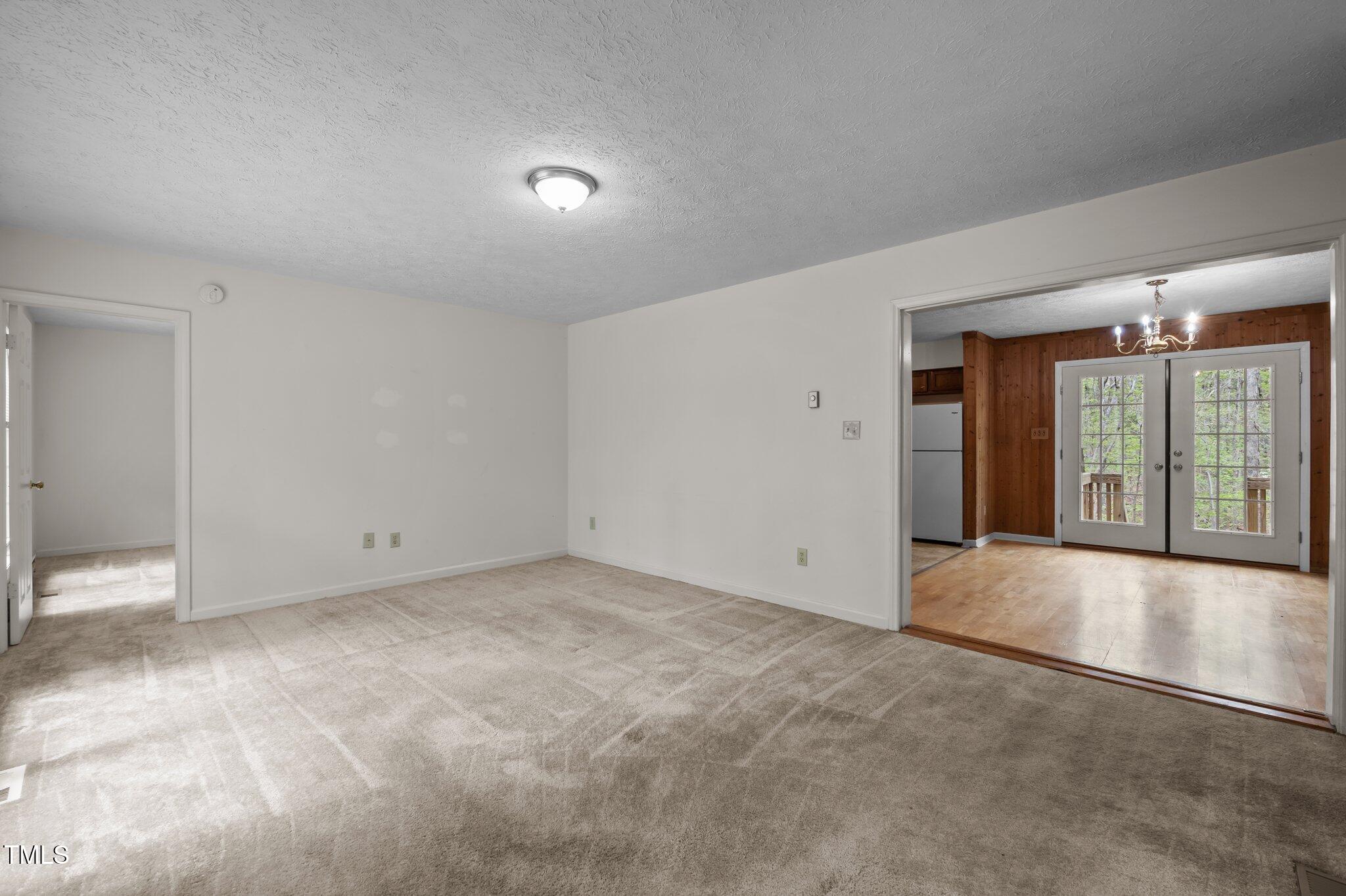 922 Royal Oaks Drive