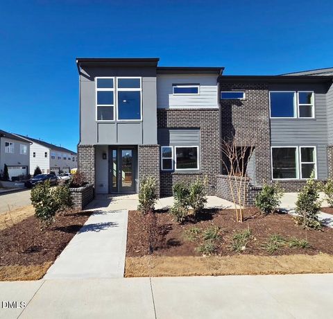 8 Quietwood Way Pittsboro NC 27312