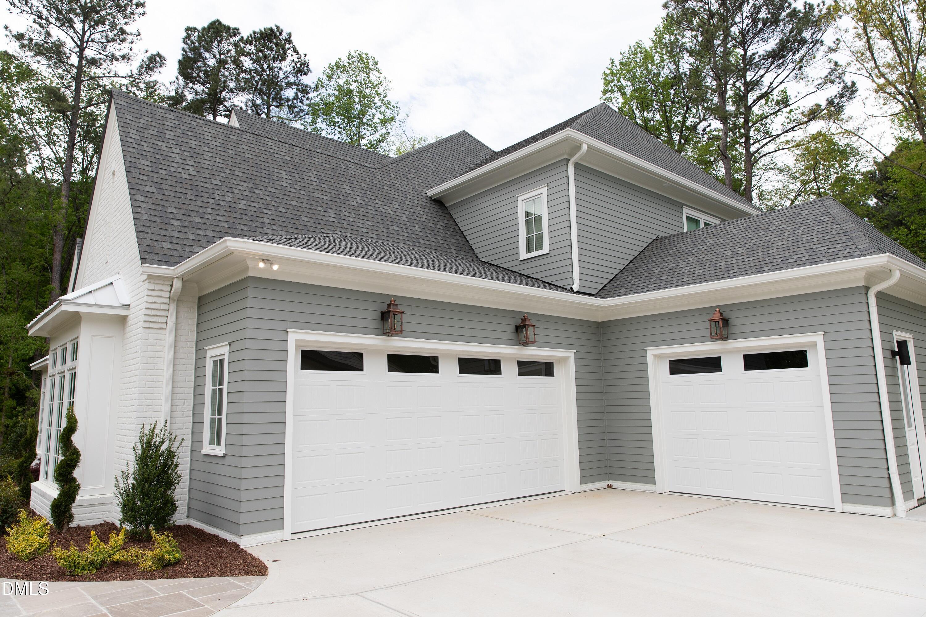 3424 Edgemont Drive