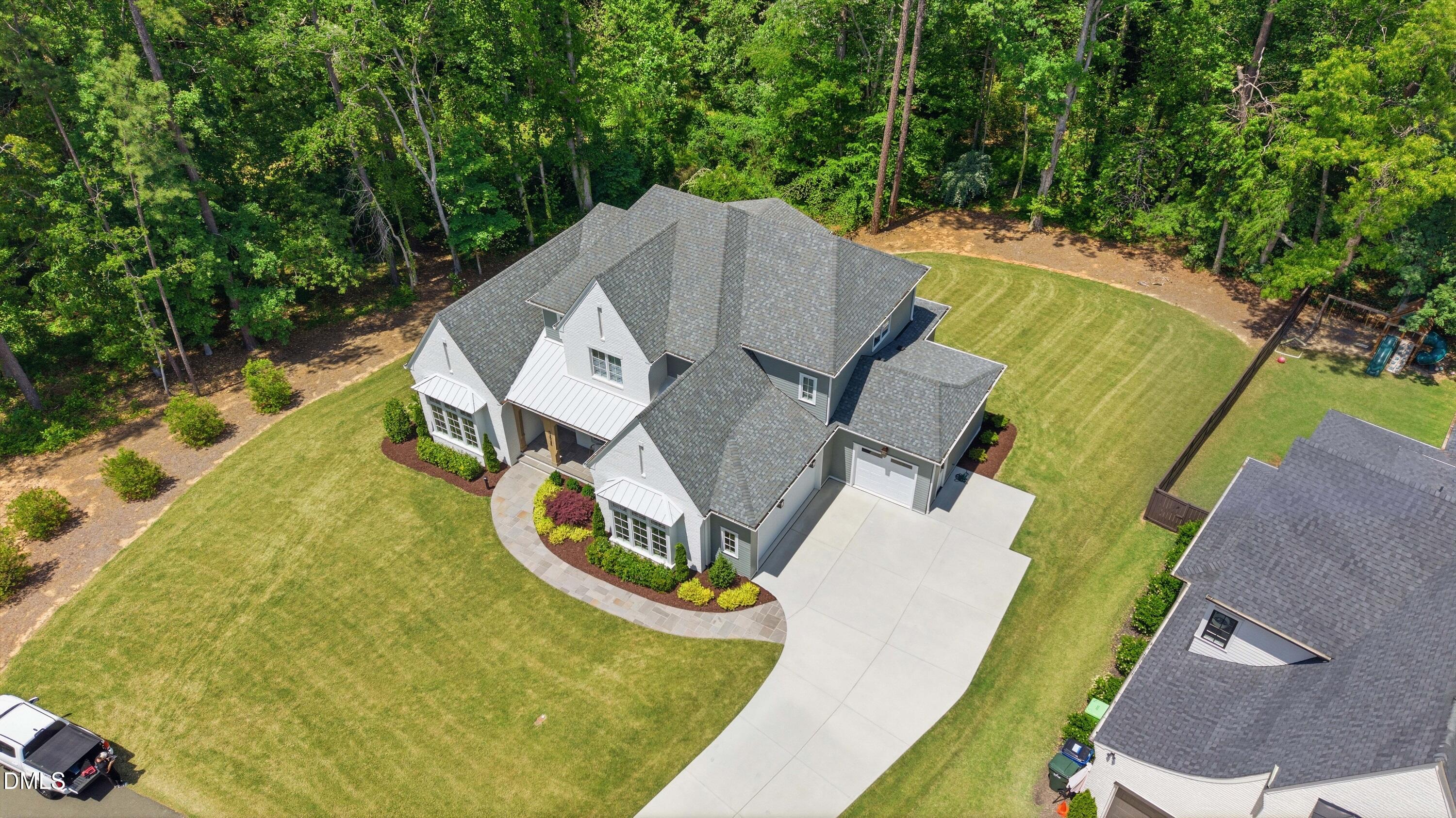 3424 Edgemont Drive