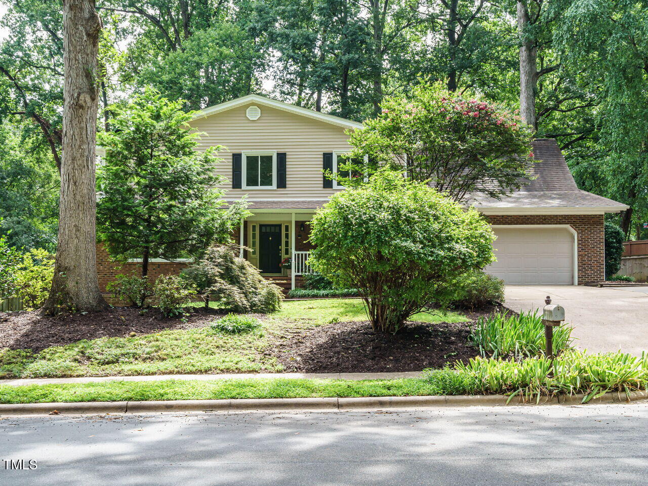 4208 Wingate Drive