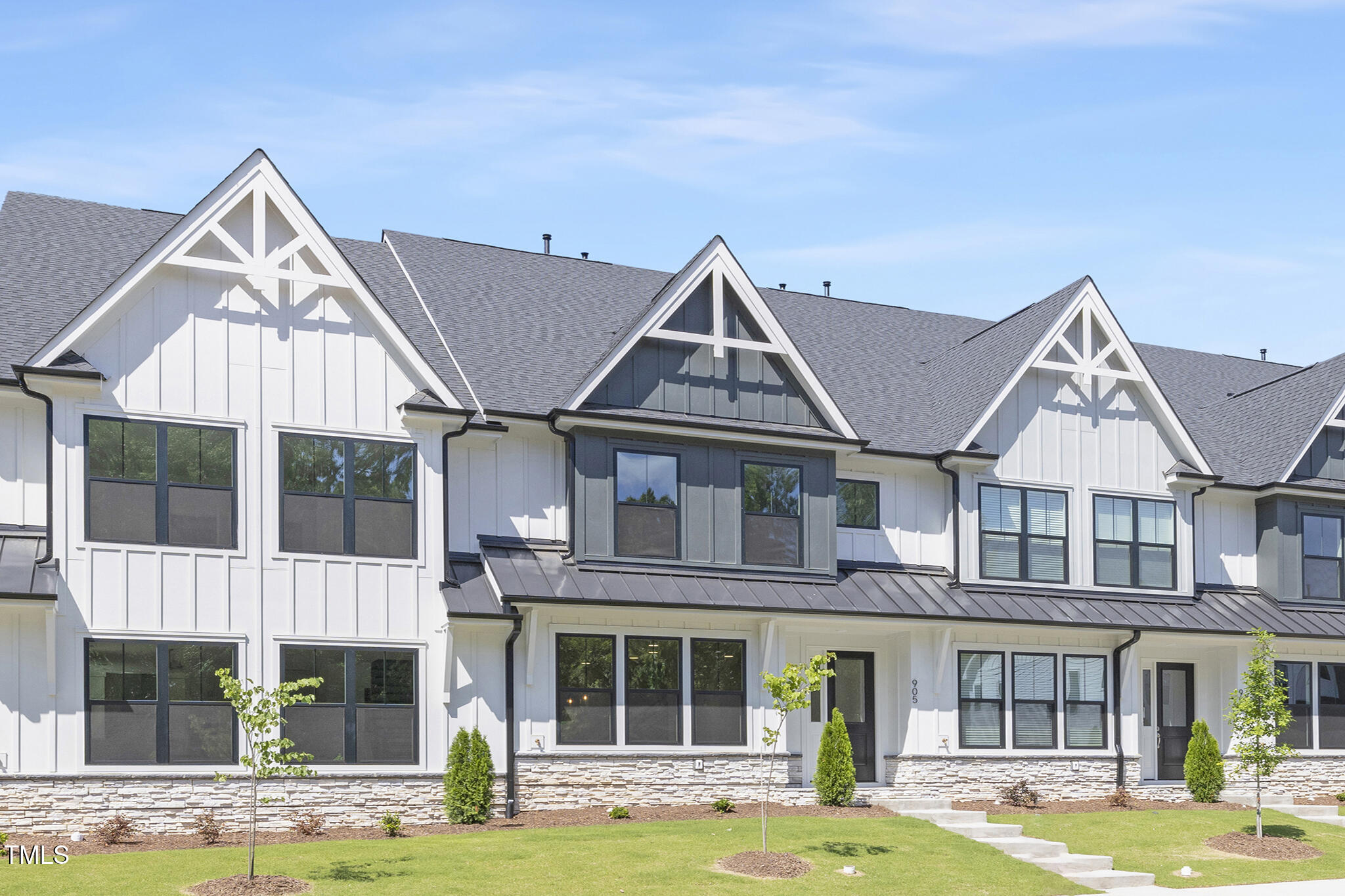 905 Myers Point Drive