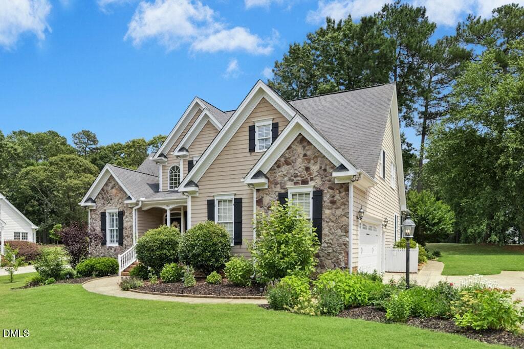 732 Parkridge Drive