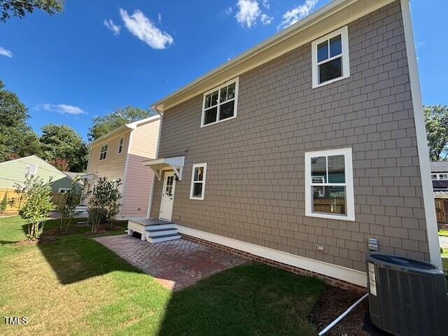 Durham, North Carolina 27705, United States, 2 Bedrooms Bedrooms, ,3 BathroomsBathrooms,Residential,Active,169324