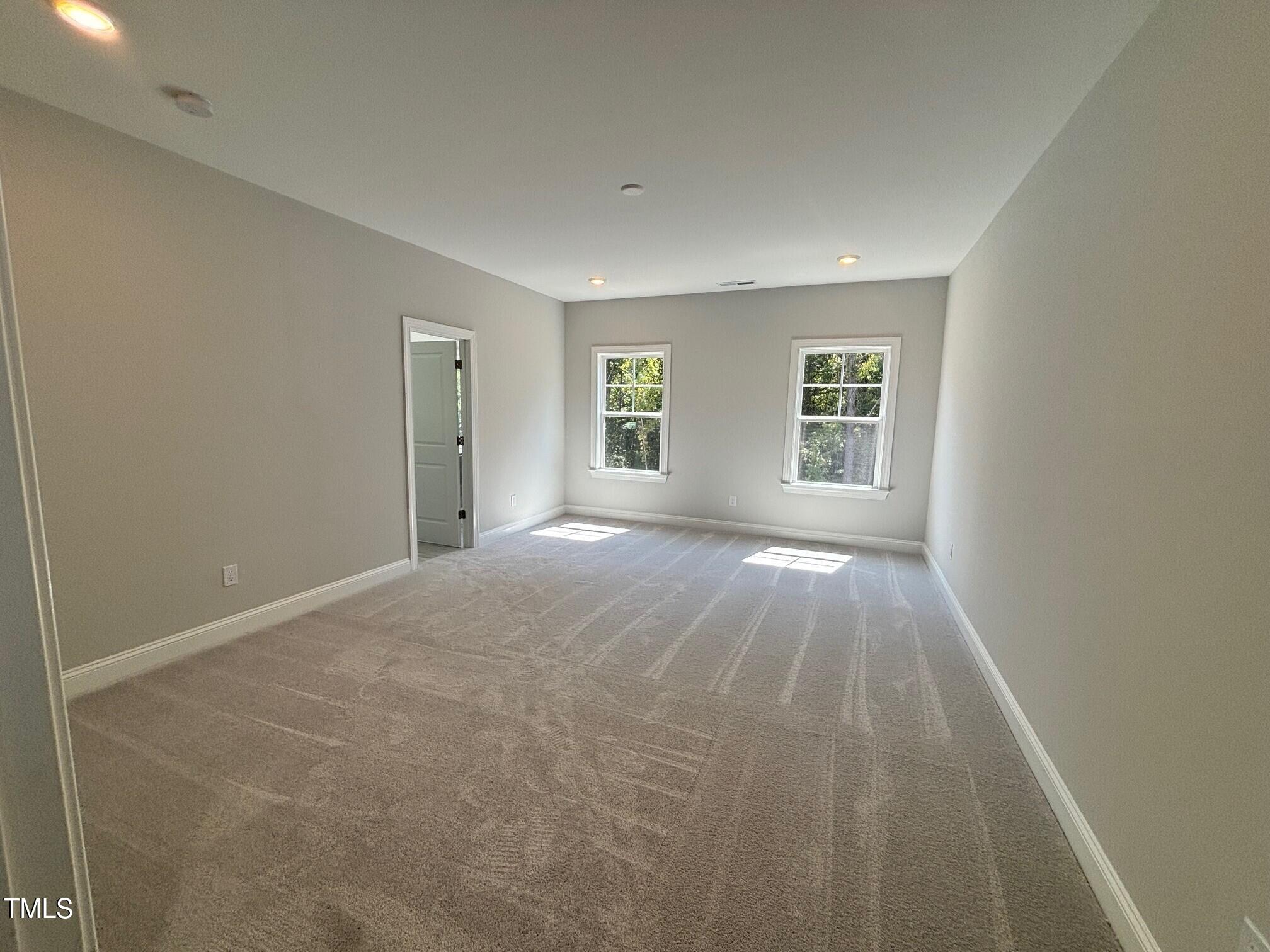 160 W Fountainhead Lane