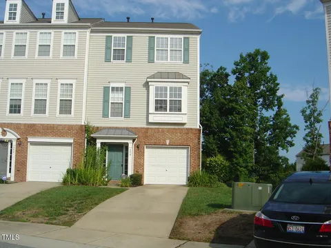 MLS: 10095542