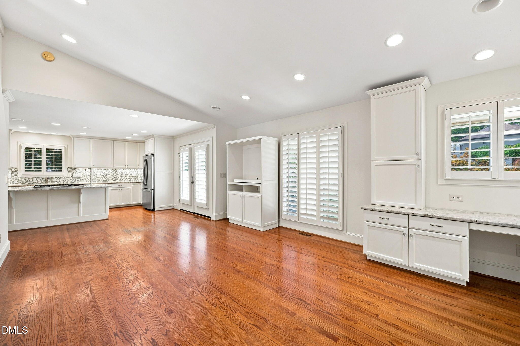 6804 Woodhaven Court