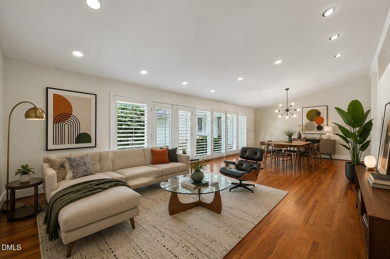 6804 Woodhaven Court
