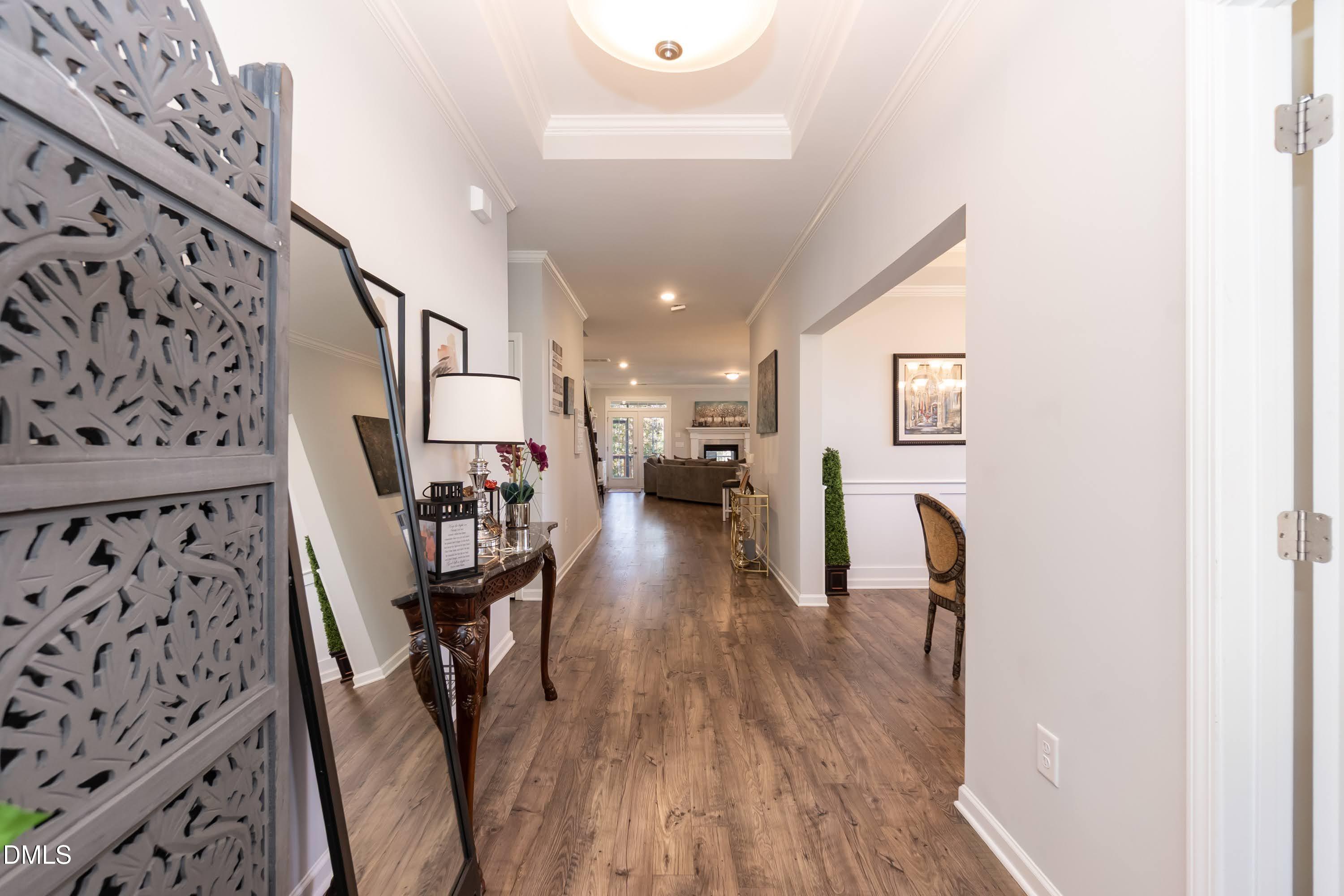 1009 Crescent Moon Court