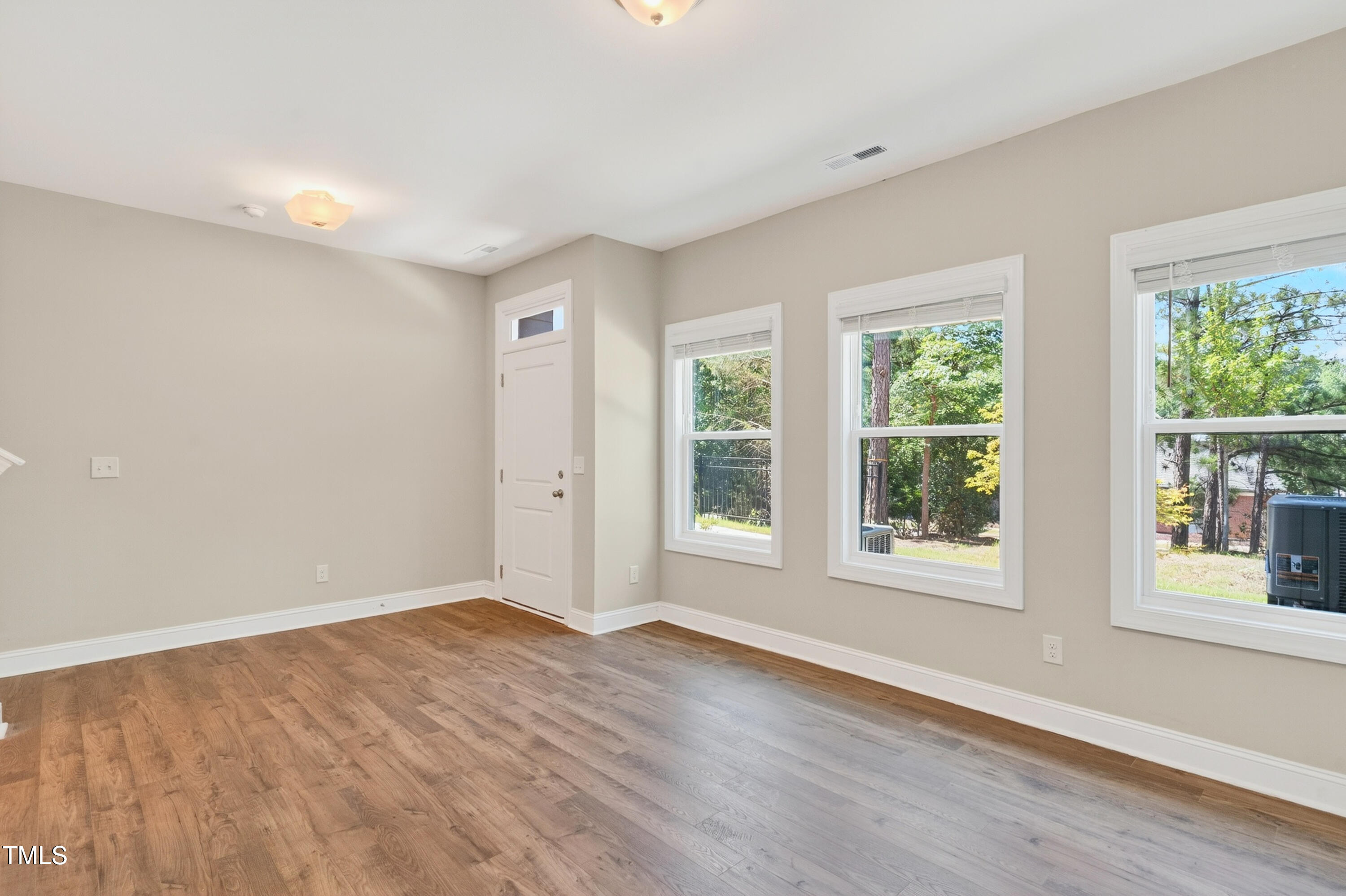 671 Bandon Alley