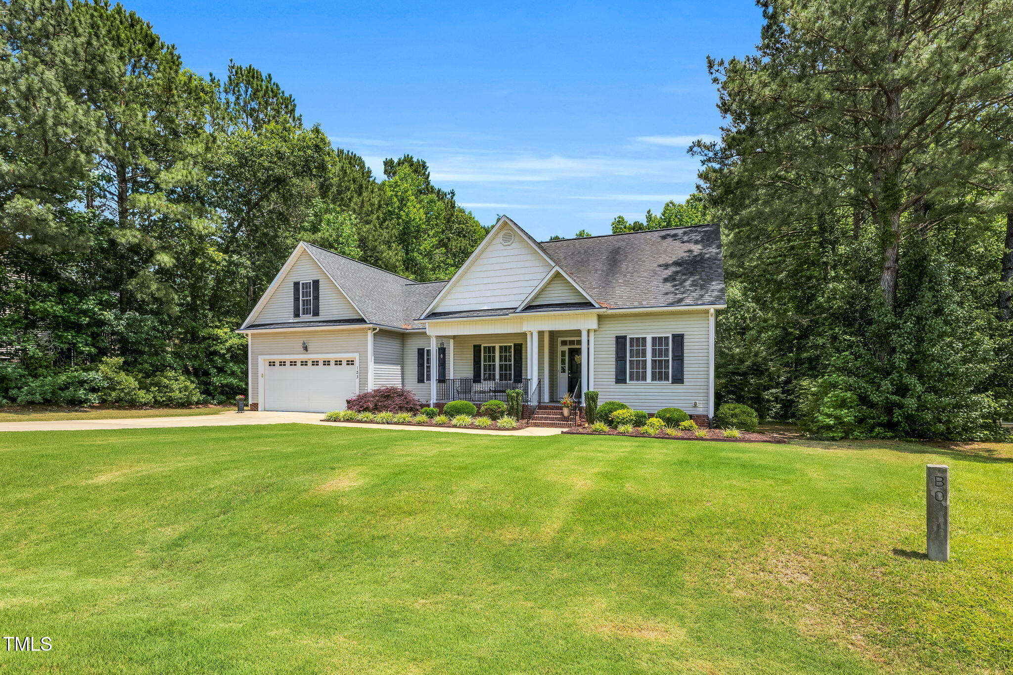 123 Holiday Island Drive