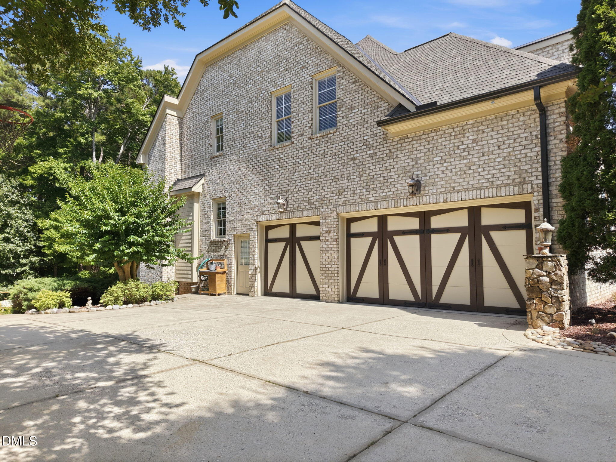 2901 Allansford Lane