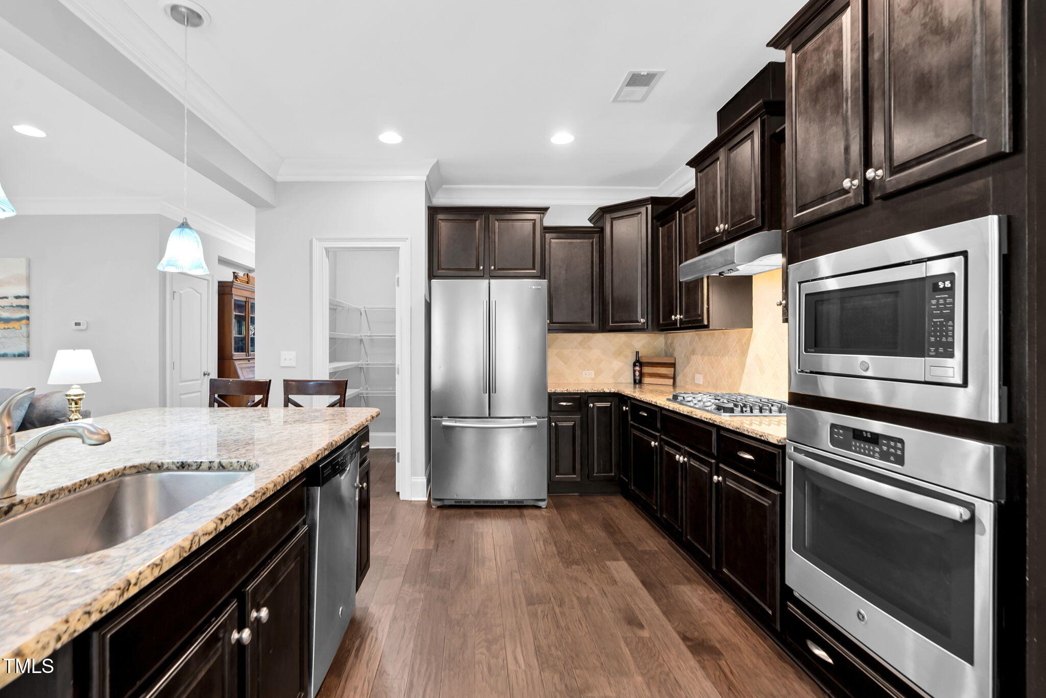 5004 Clowser Minnow Court
