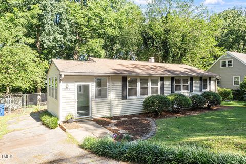 Single Family Residence in Raleigh NC 3413 Cheyenne Road.jpg