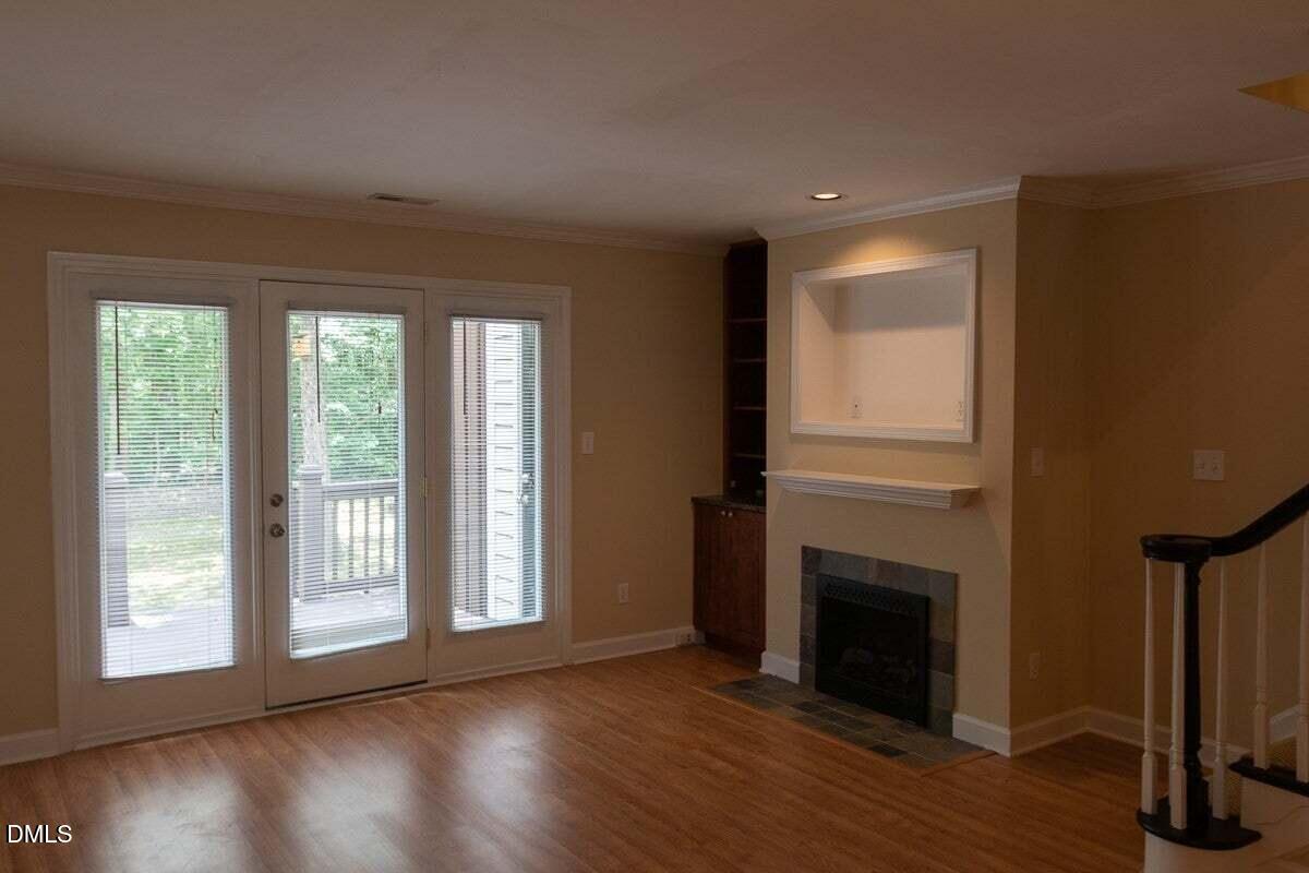 1 Forest Glen Drive # 13