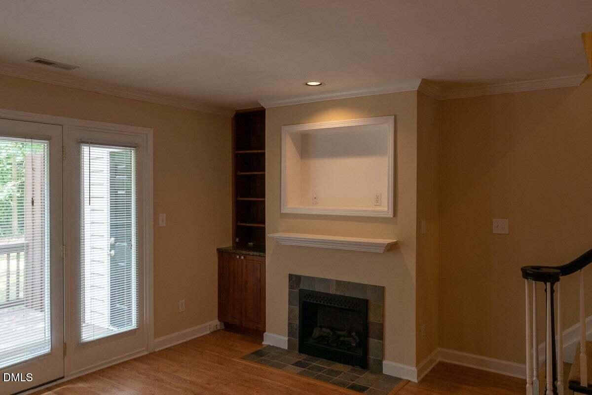 1 Forest Glen Drive # 13