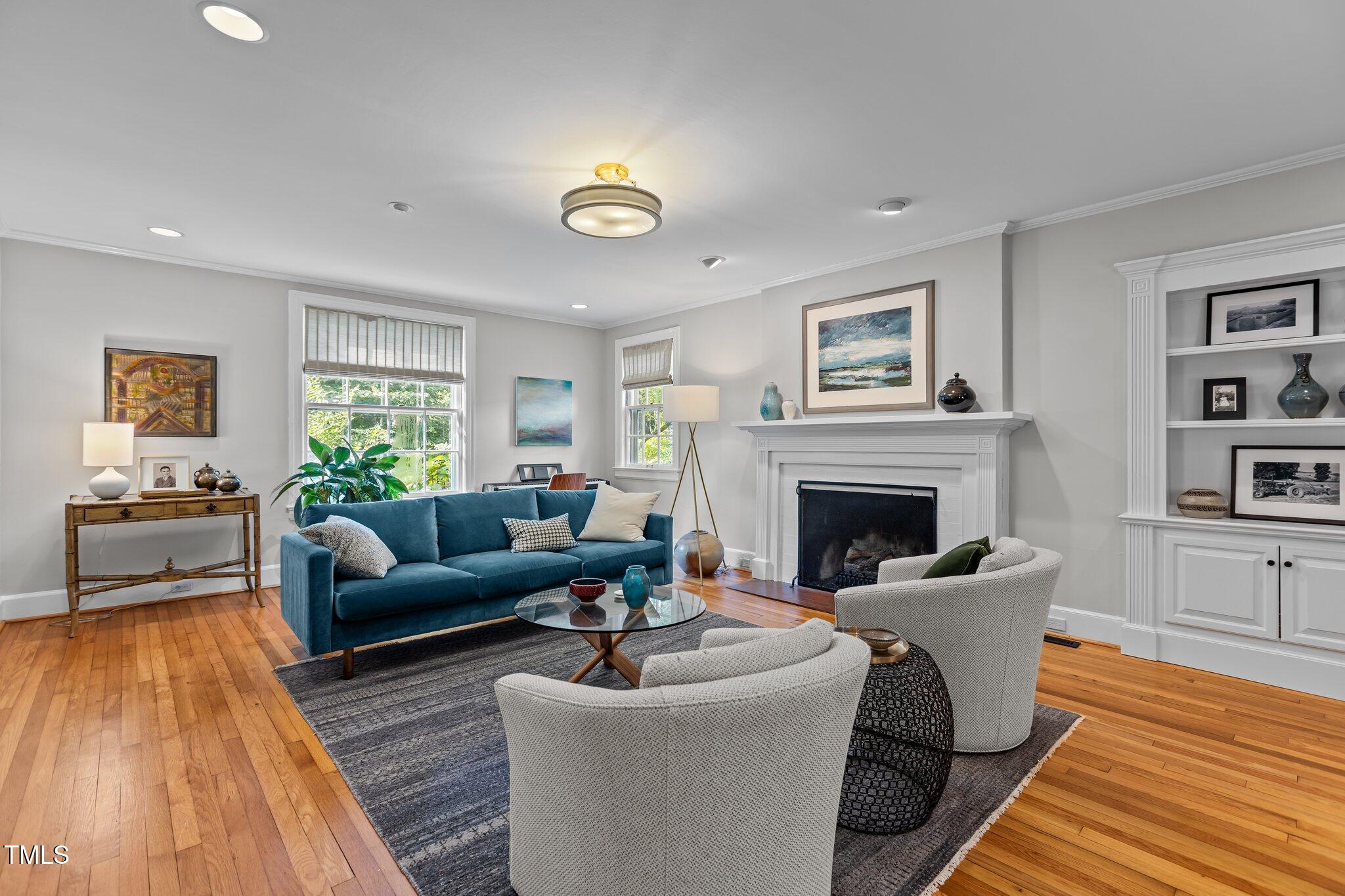 2706 Stuart Drive