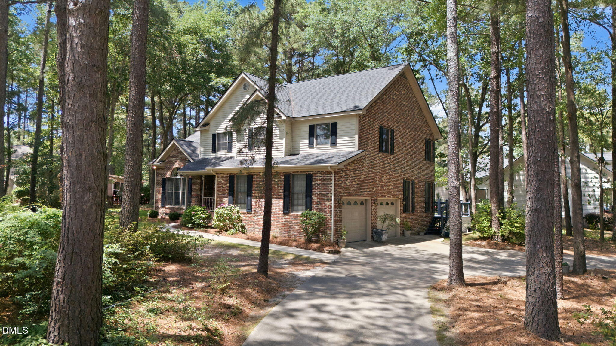 151 Crown Point