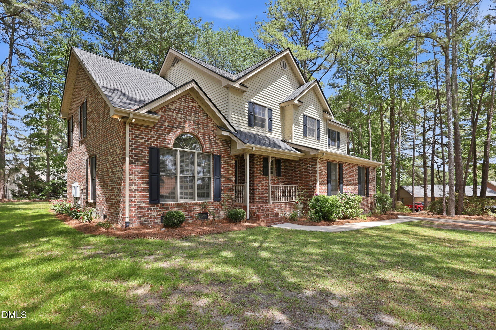 151 Crown Point