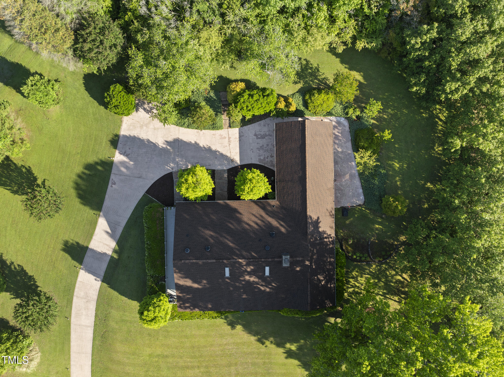 9 Lakeview Drive