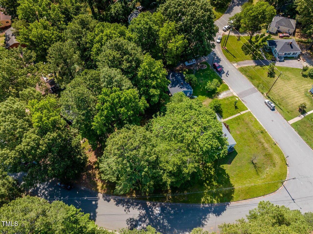 1614 Greenbriar Road