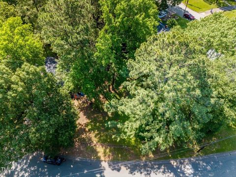 1614 Greenbriar Road Durham NC 27701