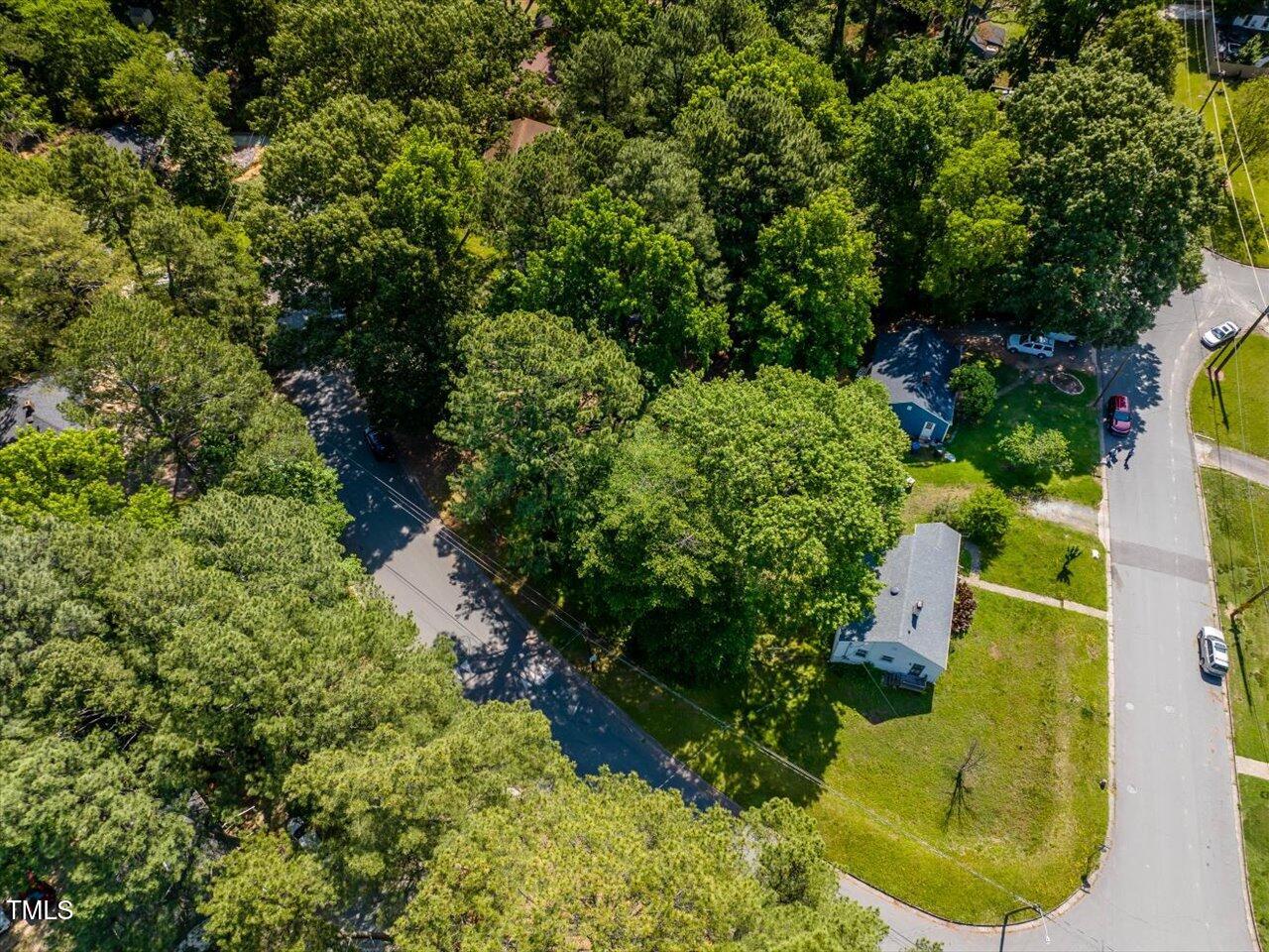 1614 Greenbriar Road