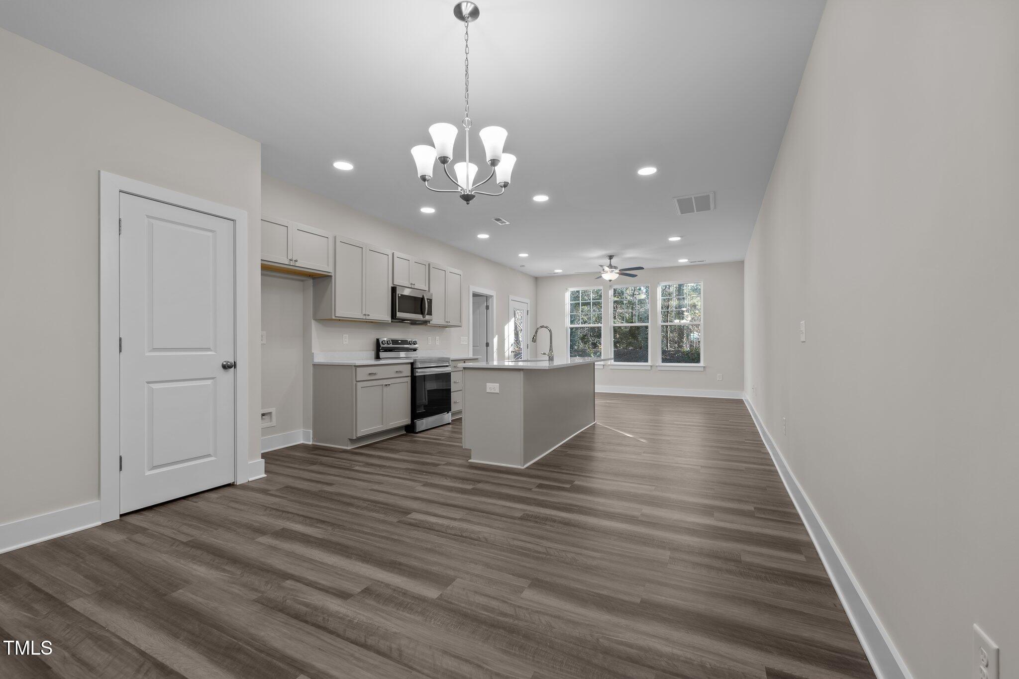 811 Pryor Street
