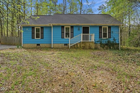 943 Holden Road Youngsville NC 27596