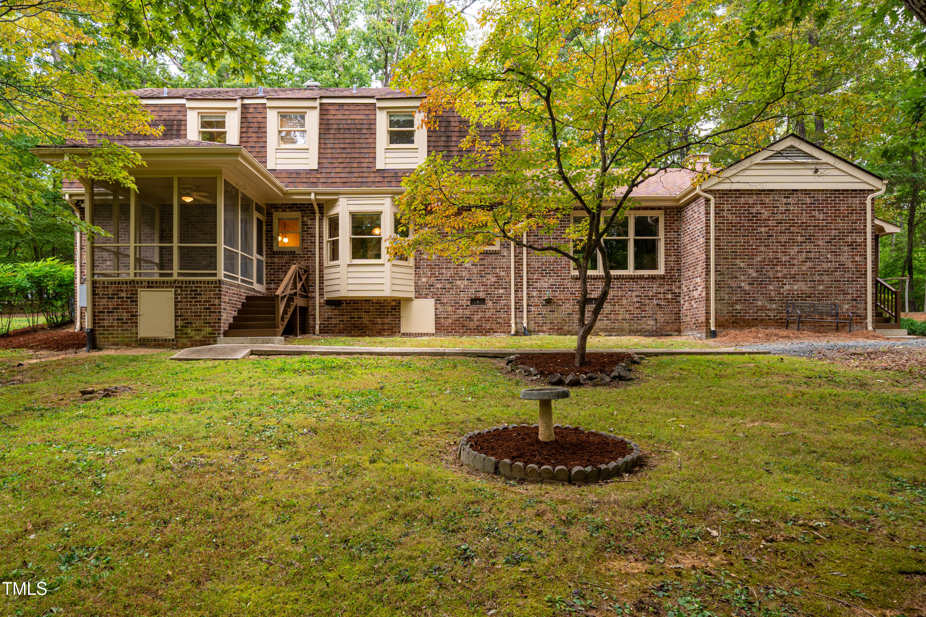 136 Hunters Ridge Road