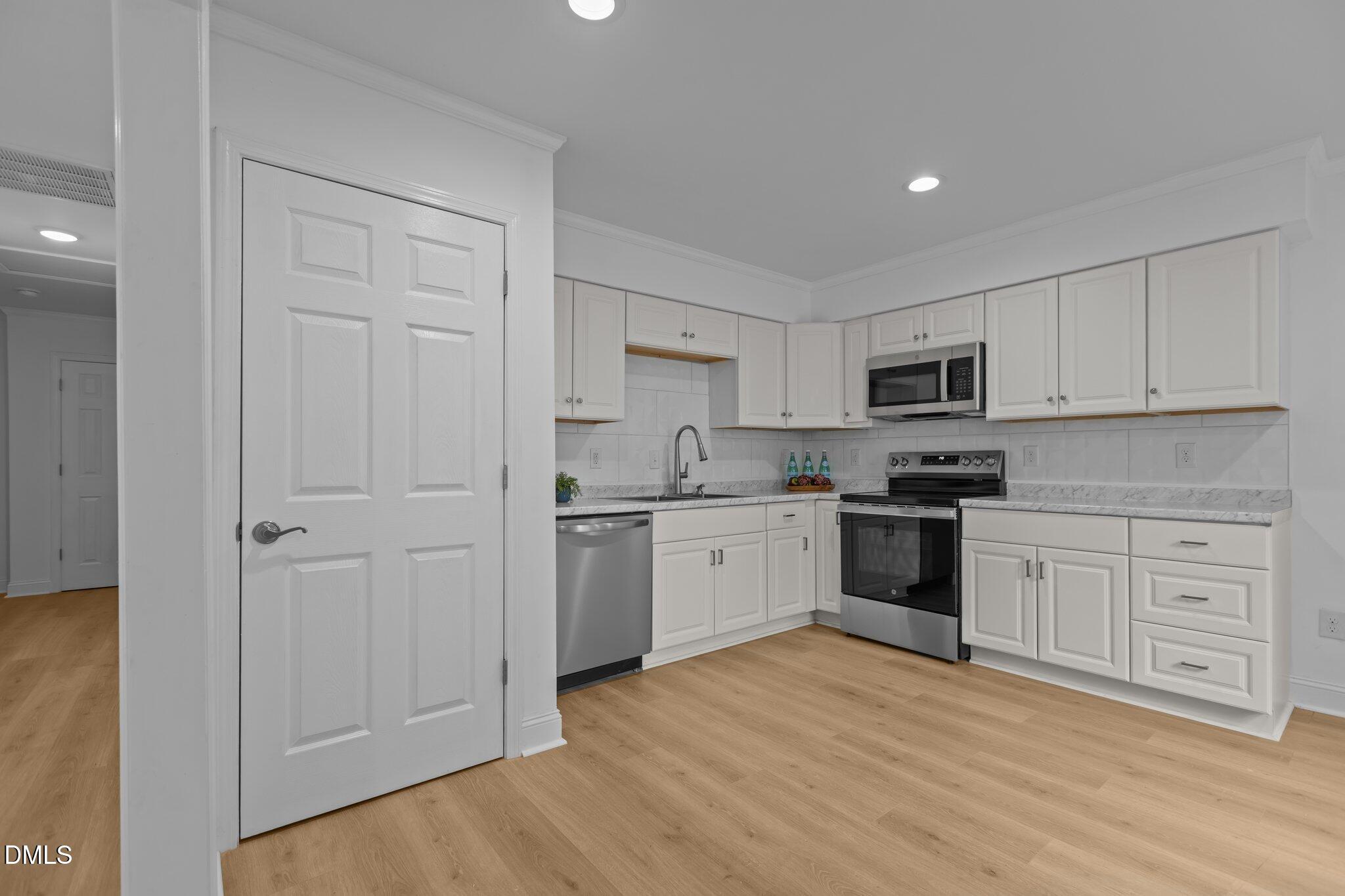 1204 Pecan Place