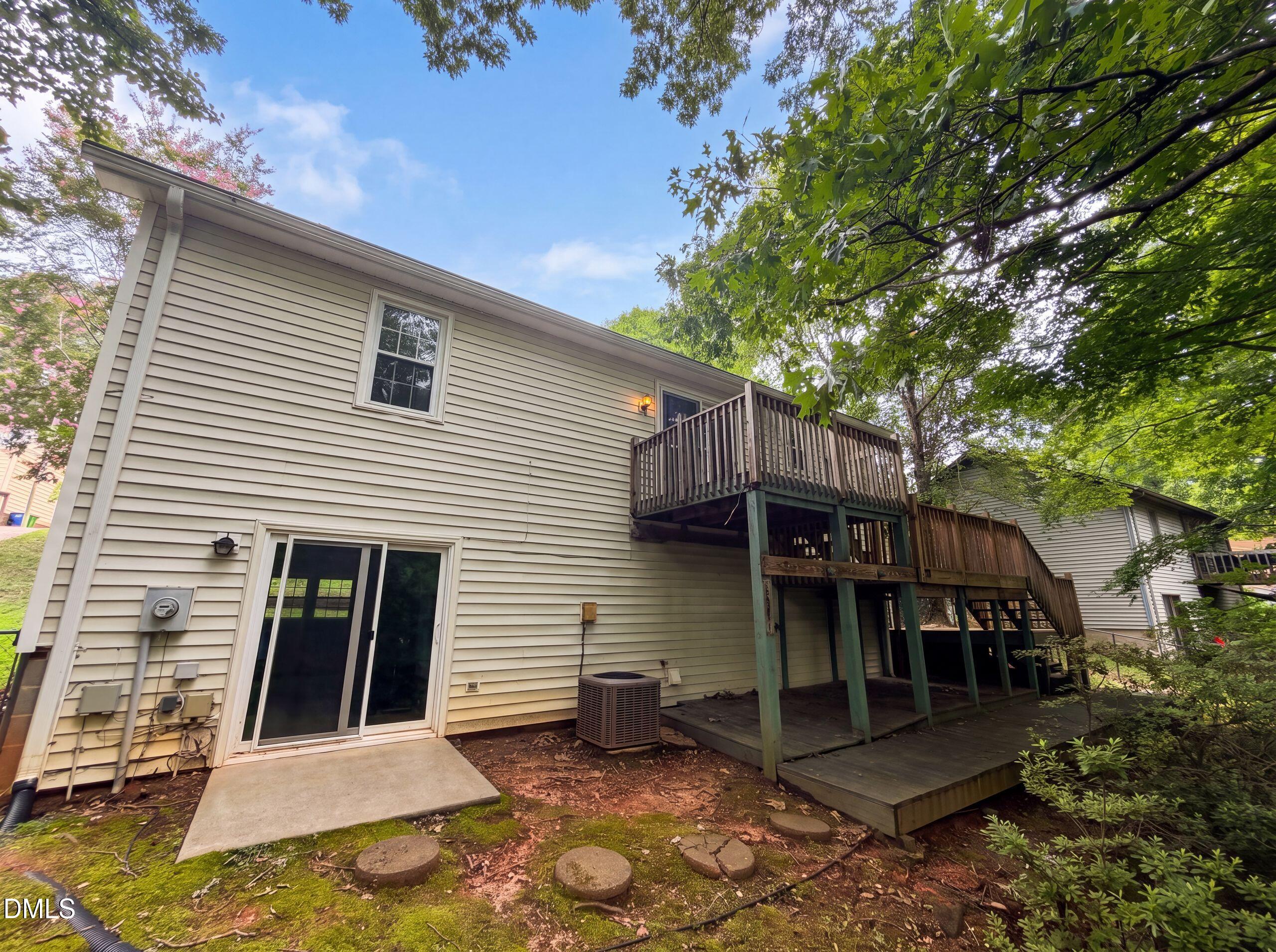 7816 Foxwood Drive