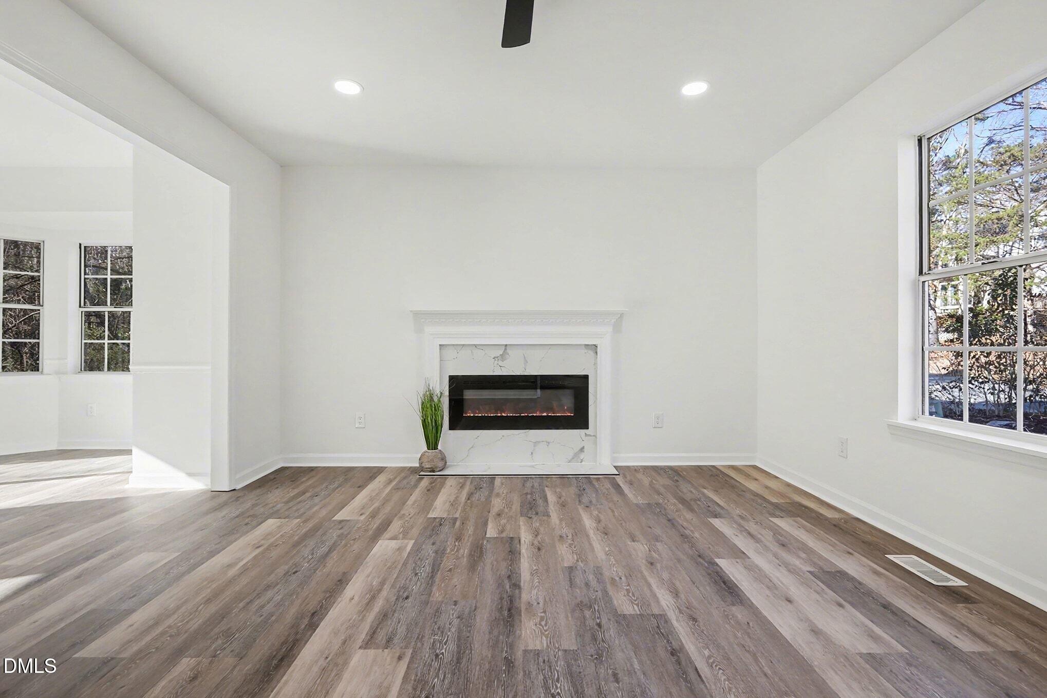 4311 White Cliff Lane