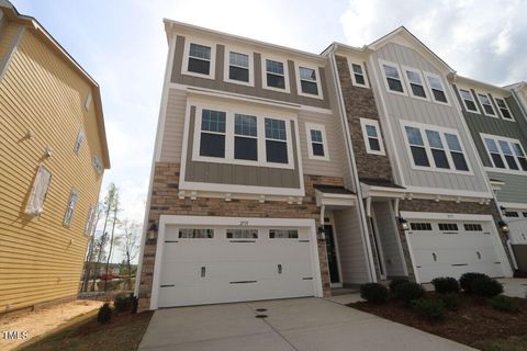 2715 Hunter Woods Drive 562 Apex NC 27502